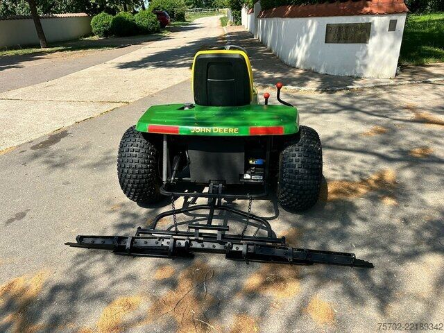 ভ্যান John-Deere 1200A Bunkerharke Motorrechen