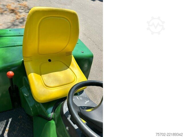 ভ্যান John-Deere 1200A Bunkerharke Motorrechen