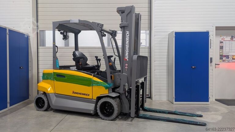 Carretilla eléctrica de 4 ruedas Jungheinrich EFG BC 330 Ausstellungsstück