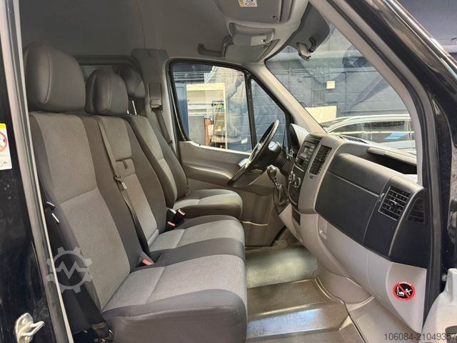 マイクロバス VOLKSWAGEN Crafter L2H2 9 Sitze Klima Tempomat STHZ AHK