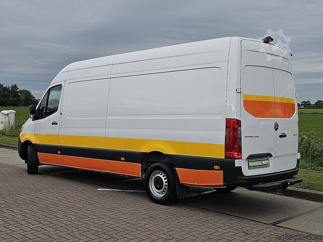 Bestelauto MERCEDES-BENZ SPRINTER 316 L3H2 Mbux10 + Navi!