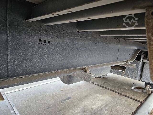 Skjutbara presenningar SYSTEM TRAILERS LPRS9