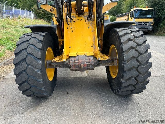 Riteņu iekrāvējs VOLVO L 50 H / Waage WK 60 / Schnellwechsler