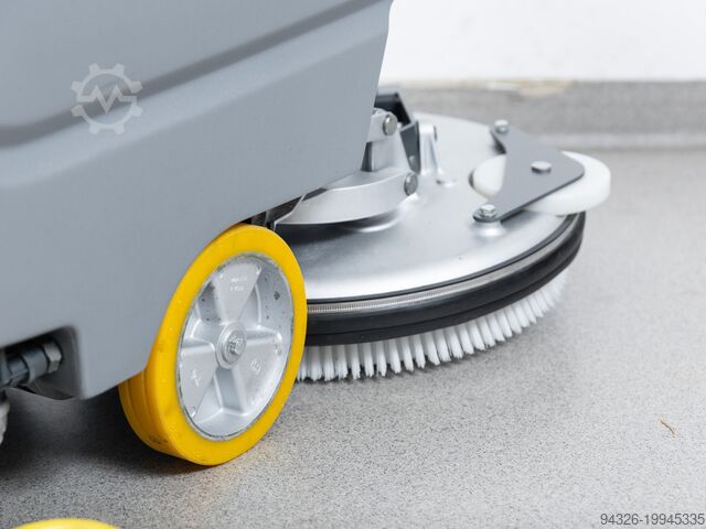 Hako Hakomatic B45 CL H NOVE BATERIJE Hako Hakomatic B45 CL H TB510 - 2014y - 993h