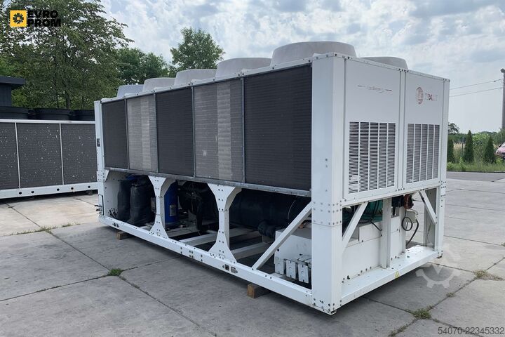 Køler Used Industrial Chiller TRANE - 380.9 kW | With warranty