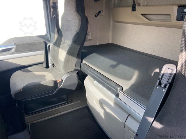 Standaard trekker MAN TGX 18.470 Retarder