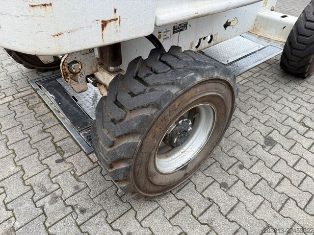 Arbeitsbühne JLG 460SJ Hubarbeitsbühne 7,7 Tonnen *3.826 BTH