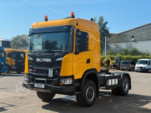 Tractora standard SCANIA G450 XT 4x4 Euro 6 SZM Kipphydraulik Blatt /Luft