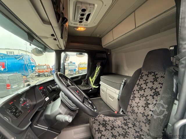 Camião de plataforma SCANIA R500 6x4 Pritsche mit Kran Palfinger PK53002 SH