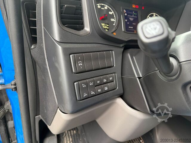 Camião de plataforma SCANIA R500 6x4 Pritsche mit Kran Palfinger PK53002 SH