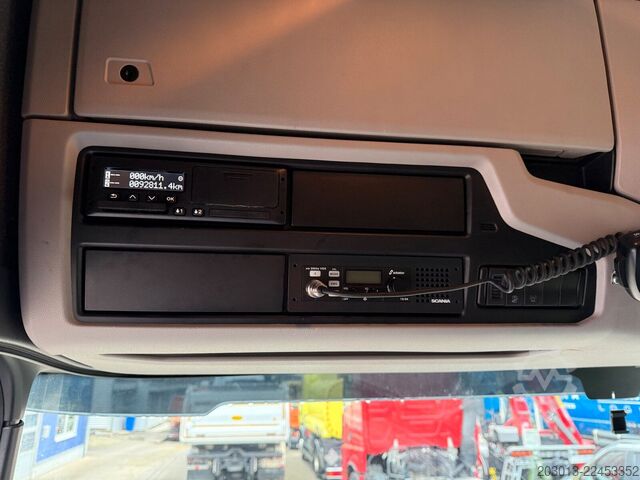 Camião de plataforma SCANIA R500 6x4 Pritsche mit Kran Palfinger PK53002 SH
