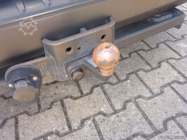 รถบ้าน FORD Nugget 185PS Autm. Markise AHK ACC Kamera