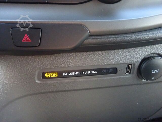 รถบ้าน FORD Nugget 185PS Autm. Markise AHK ACC Kamera