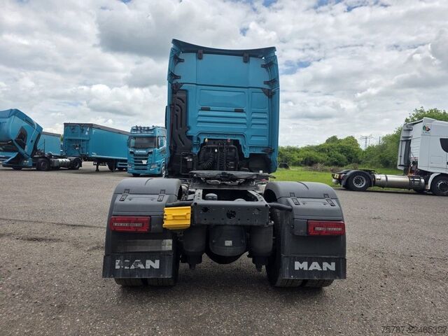 Tracteur routier standard MAN 18.470 TGX XXL Unfall, Retarder, 2 Kreis Hydr.