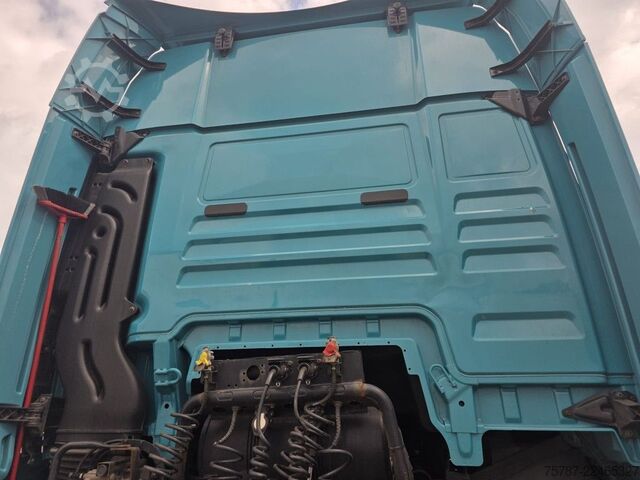 Tracteur routier standard MAN 18.470 TGX XXL Unfall, Retarder, 2 Kreis Hydr.
