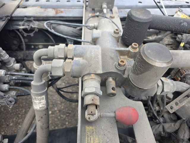 Tracteur routier standard MAN 18.470 TGX XXL Unfall, Retarder, 2 Kreis Hydr.