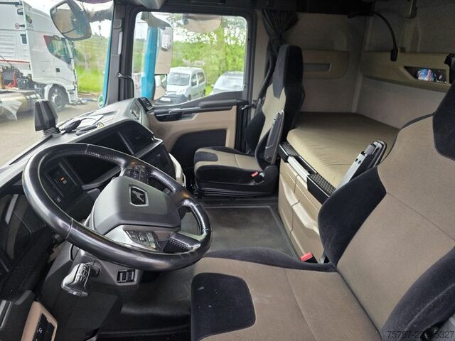 Tracteur routier standard MAN 18.470 TGX XXL Unfall, Retarder, 2 Kreis Hydr.