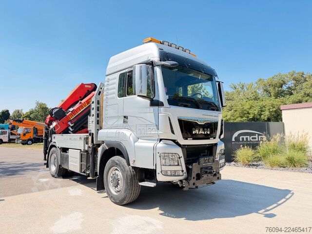 Kamion s ravnom platformom MAN TGS 18.480 4x4 Montagekran 29m SEILWINDE AHK 62t