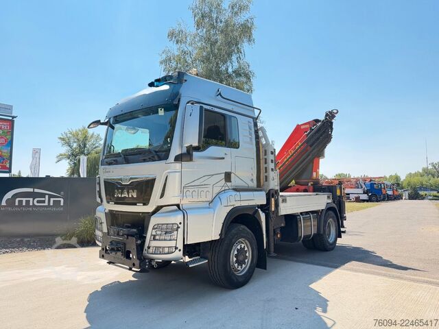 Kamion s ravnom platformom MAN TGS 18.480 4x4 Montagekran 29m SEILWINDE AHK 62t