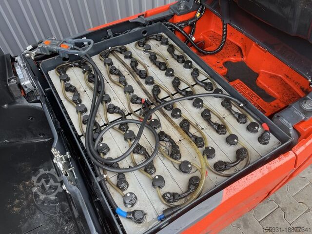 Forklift listrik 3 roda Linde E16-02