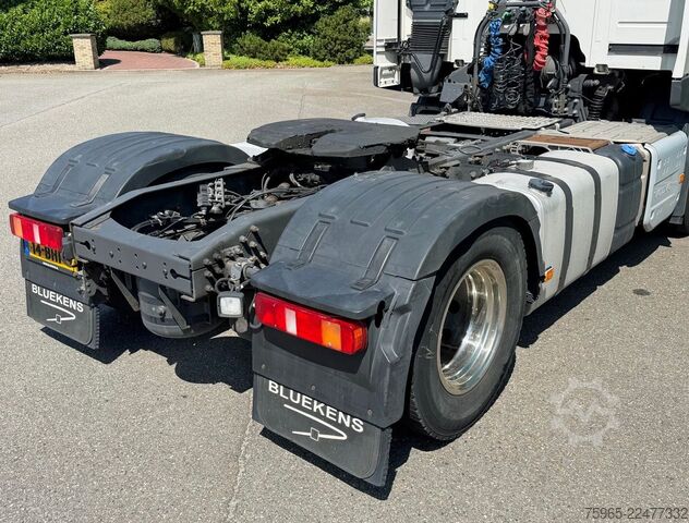 Tractor estándar VOLVO FM 370 EURO 6 SPOILERS SMART TACHO 2X TANKS TOP