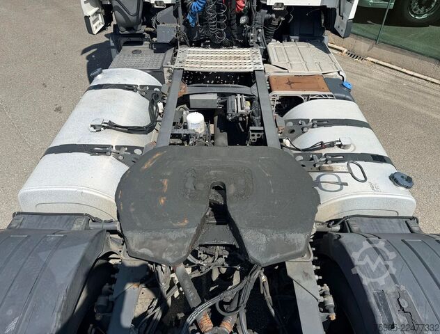 Tractor estándar VOLVO FM 370 EURO 6 SPOILERS SMART TACHO 2X TANKS TOP