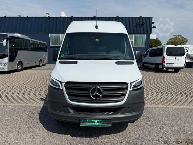 Minibus MERCEDES-BENZ Sprinter 517 Transfer 45 LL 19 +1 Tremonia
