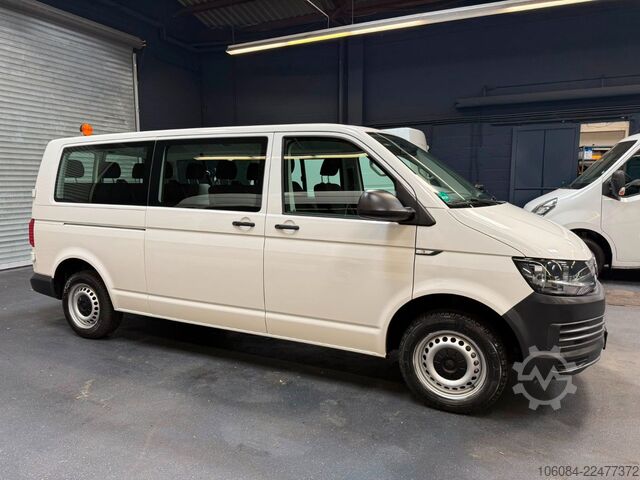 Minibús VW T6 Lang 9 Sitze 2+2+2+3 Klima 1.Hand 100TKM