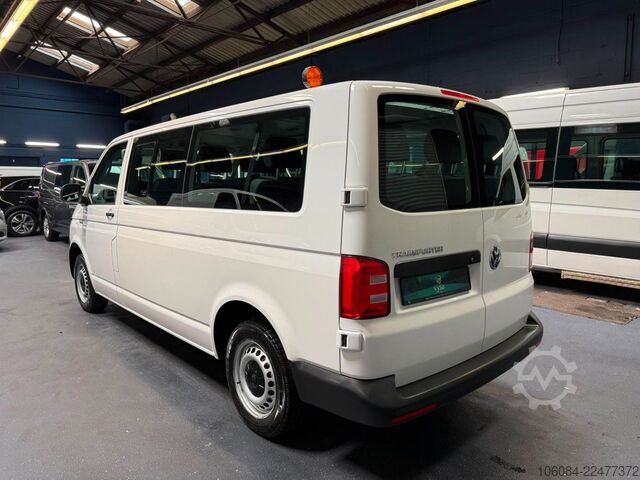 Minibús VW T6 Lang 9 Sitze 2+2+2+3 Klima 1.Hand 100TKM