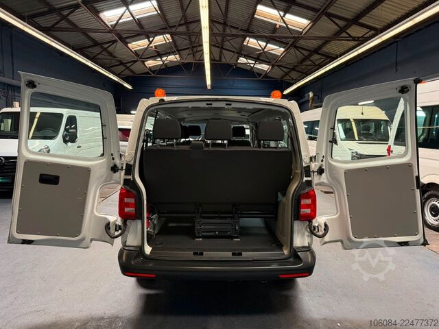 Minibús VW T6 Lang 9 Sitze 2+2+2+3 Klima 1.Hand 100TKM