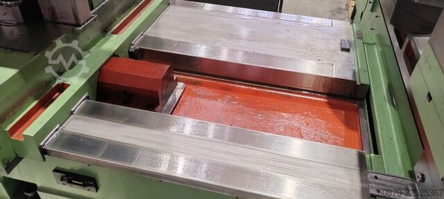Mesin penggerek meja TOS VARNSDORF WFQ80CNC