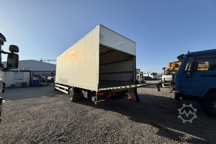 Φορτηγό κουτί (κουρμπαριστό) Volvo FLL-290 4x2R Getriebeschaden / Swiss-Vehicle