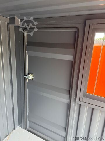 Outro  7 Fuß Container , Neuwertig, Seitentür & Fenster