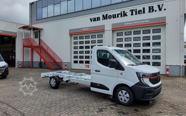 Chasis con cabina Renault Master E-TECH 87 KWH FWD EL - 4 TON'S CHASSIS /...
