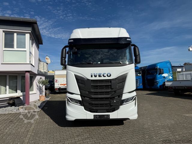 Lastebil med utskiftbar overbygning IVECO S-WAY AS260S51Y/FP CM SDG BDF Retarder
