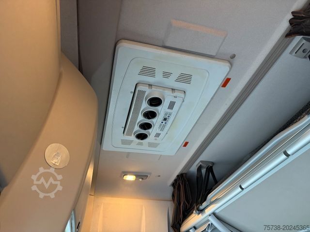Camión plataforma con toldo DAF XF 480 SSC/Kompressor/Intader/Dinkel/Getreide