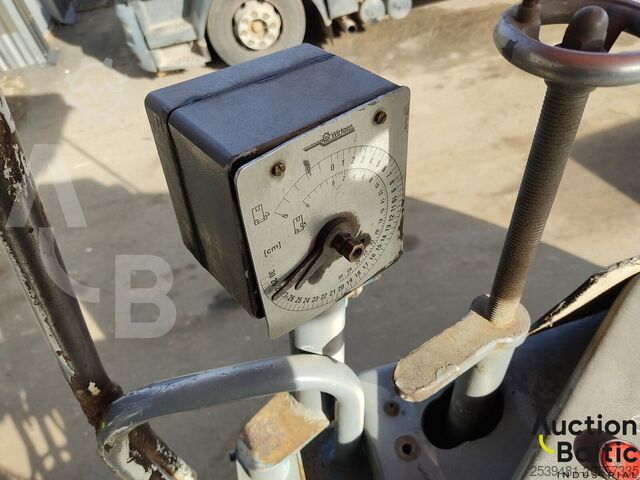 Fresadora de asfalto Wirtgen W35DC