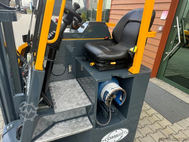 četruvirzienu iekrāvējs Combilift CB3000/LPG /2016 year/ Perfect condition