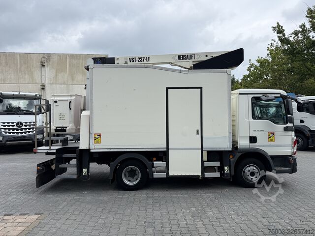 Piattaforma aerea montata su camion MAN TGL 12.180 Koffer mit Ruthmann Versalift 14.90m