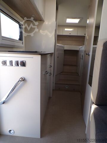 Semi-integrated camper BÜRSTNER Lineo T 690 G Winterpaket, 155 PS, Active-Paket