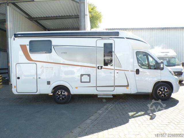 Semi-integrated camper BÜRSTNER Lyseo TD IT 690 G Harmony Line, Winterpaket, Nav