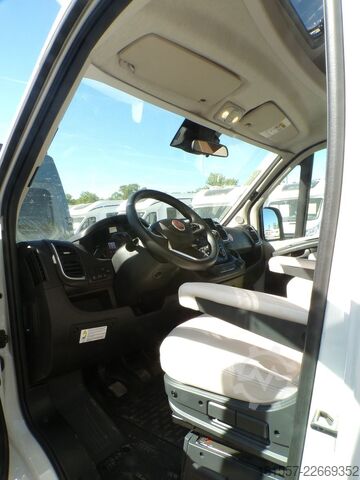 Semi-integrated camper BÜRSTNER Lyseo TD IT 690 G Harmony Line, Winterpaket, Nav