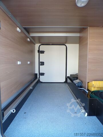 Semi-integrated camper BÜRSTNER Lyseo TD IT 690 G Harmony Line, Winterpaket, Nav
