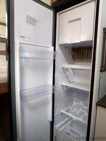 Semi-integrated camper BÜRSTNER Lyseo TD IT 690 G Harmony Line, Winterpaket, Nav