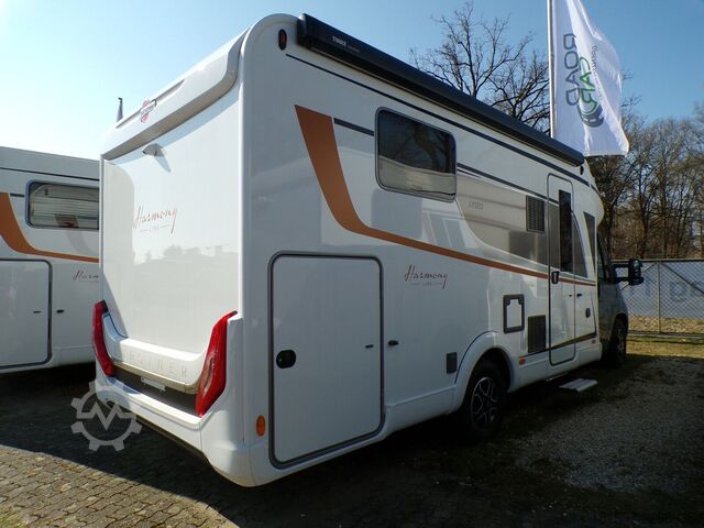 Semi-integrated camper BÜRSTNER Lyseo TD 736 Hubbett, Markise, Abwassert. beh.