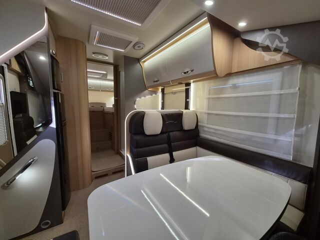 Camping-car intégral FORSTER I 741 EB *Hubstützen*Navi*4250kg*