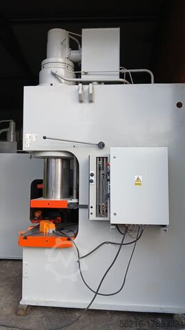 油圧プレス VEB Wema Zeulenroda PYE 250 SS