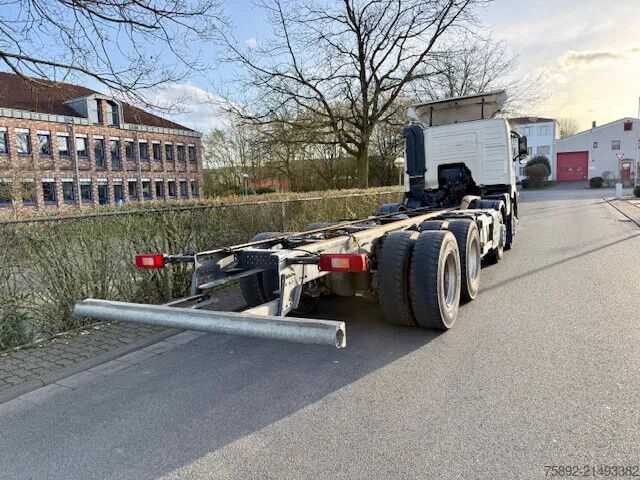 Chasis con cabina Volvo FM 410 / 8x4 / Blatt - Luft / Eu6