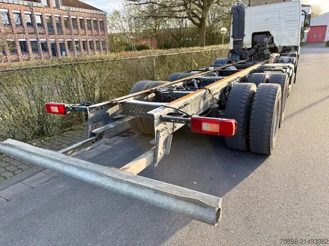 Chasis con cabina Volvo FM 410 / 8x4 / Blatt - Luft / Eu6