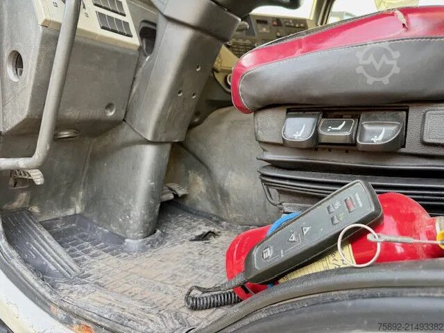 Chasis con cabina Volvo FM 410 / 8x4 / Blatt - Luft / Eu6